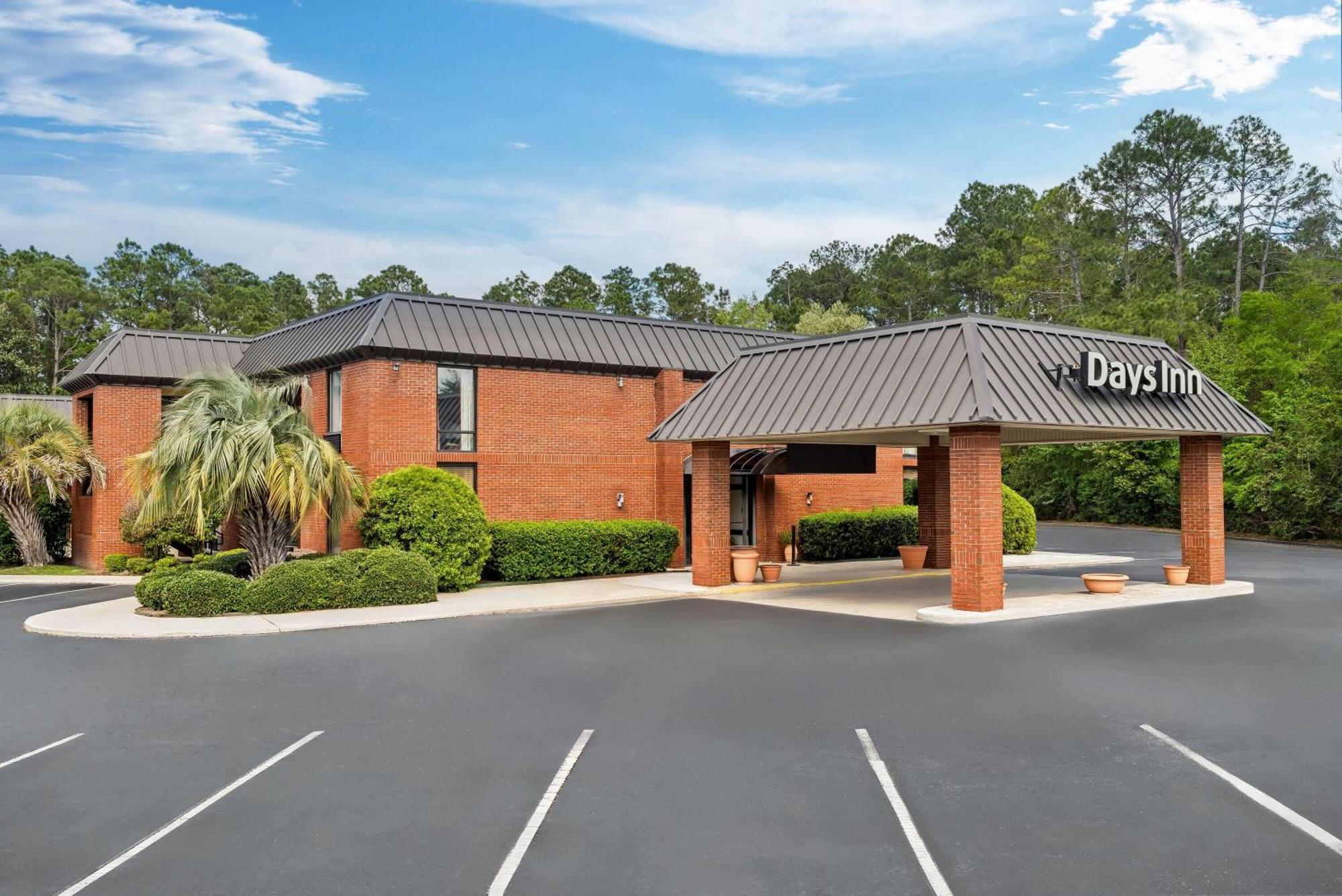 Days Inn By Wyndham Statesboro Exterior foto